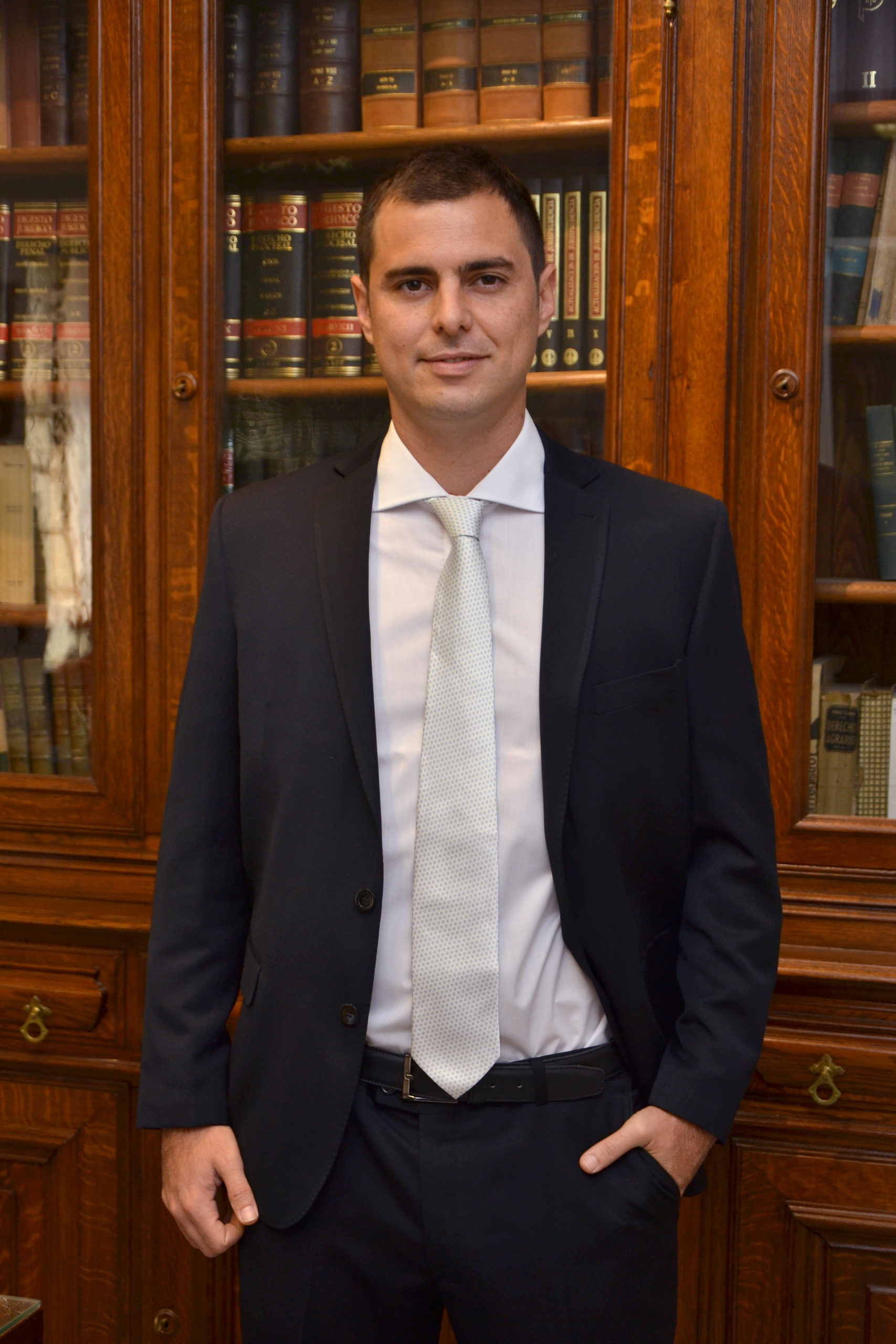 Dr. Melian Repetti, Gonzalo